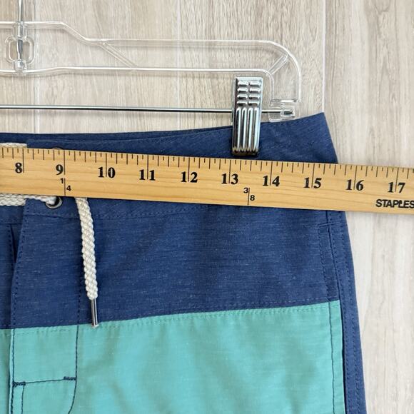 Faherty Board Shorts Mens 28 Blue Color Block Quick Dry Surf Swim Beach Pool - Picture 6 of 11